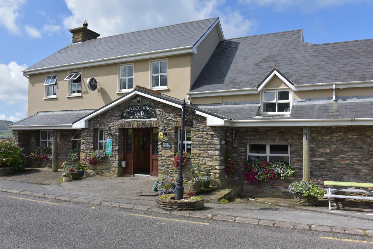 ホテル An Bothar Pub Brandon Creek エクステリア 写真